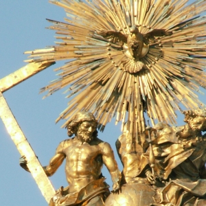 Statue af den hellige Treenighed. Findes på toppen af "The holy Trinity Column i Olomouc, Tjekkiet.