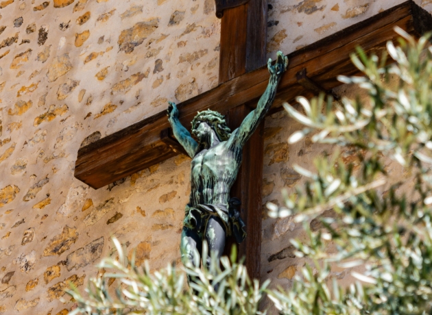 Jesus på korset. Foto: Unsplash.